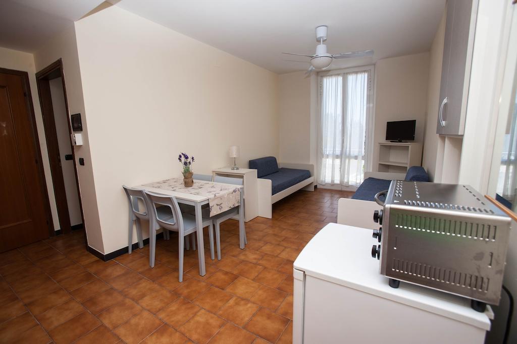 Residence Rta Villa Marina Империа Екстериор снимка