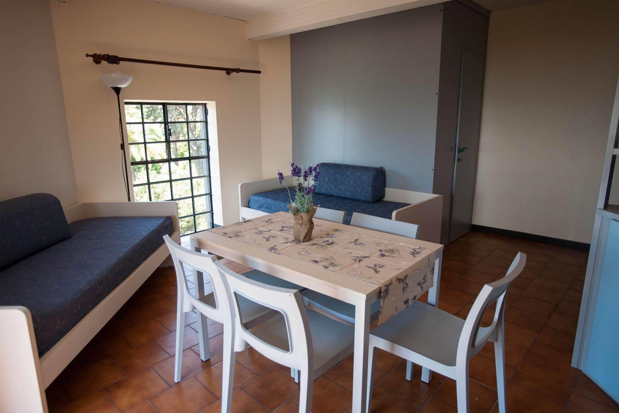 Residence Rta Villa Marina Империа Екстериор снимка