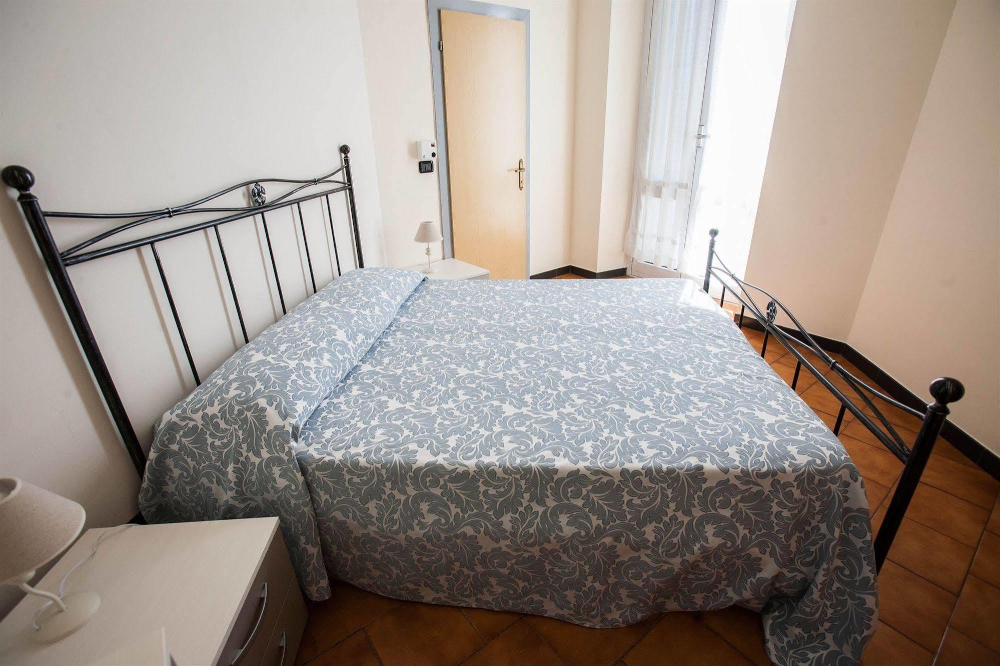 Residence Rta Villa Marina Империа Екстериор снимка
